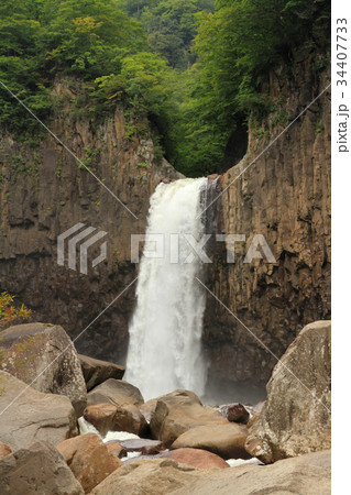 日本の滝百選　苗名滝 34407733