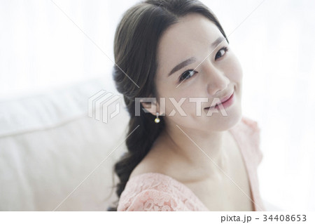 美女 若い女性 表情 34408653