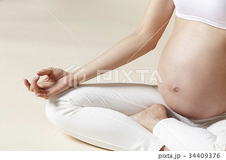 結跏趺坐 ヨガ 妊婦 34409376