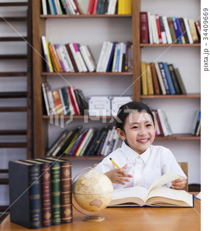 勉強 子供 笑い 34409669
