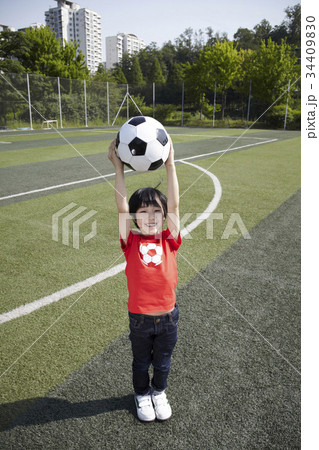 子供 サッカー サッカー場 34409830