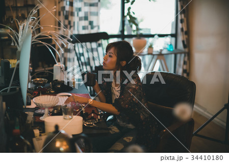 Photographer 34410180