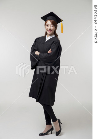 大学生 若い女性 卒業 34410398