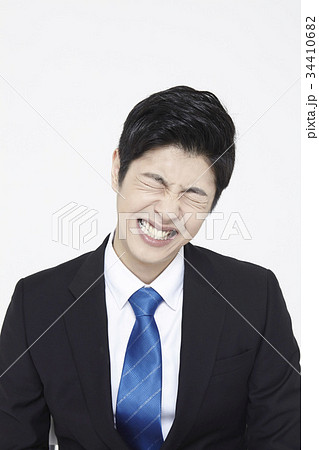 ビジネスマン 若い男 若い男性 34410682