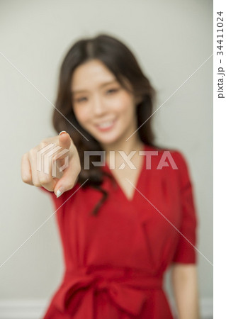 指す 指さす 赤 34411024