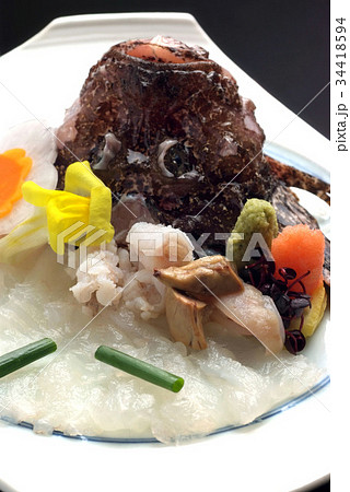 魚 白身魚 刺身 活き造り オコゼ 日本料理 食品 新鮮 高級食材の写真素材