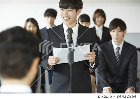 ビジネス　入社式のスピーチ 34422864