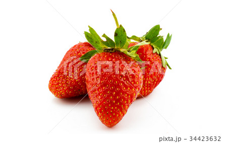 Beautiful strawberries isolated 34423632
