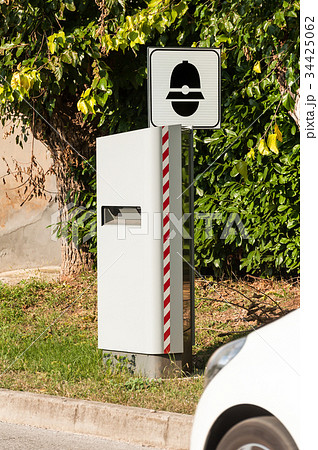 Video surveillance road column 34425062