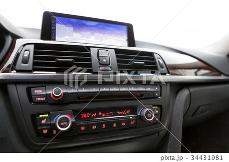 自動車 ナビゲーション ダッシュボード 34431981