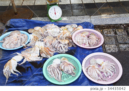 チャガルチ市場付近の魚屋 チャガルチ市場付近の魚屋 34435042