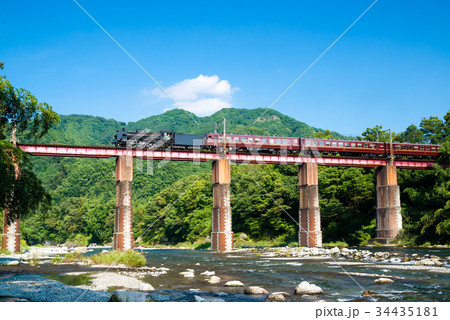 秩父鉄道 荒川橋梁を渡るSL 34435181
