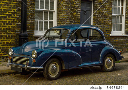 LONDON, ENGLAND - JUNE 3, 2017 34438844