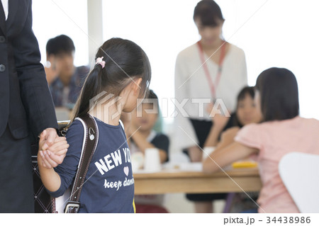 小学生 女の子 下校 小学生 女の子 下校 34438986