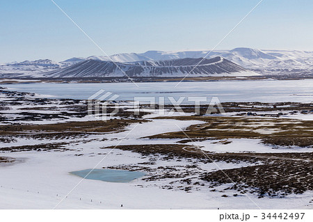 Beautiful winter natural volcano mountain Beautiful winter natural volcano mountain 34442497