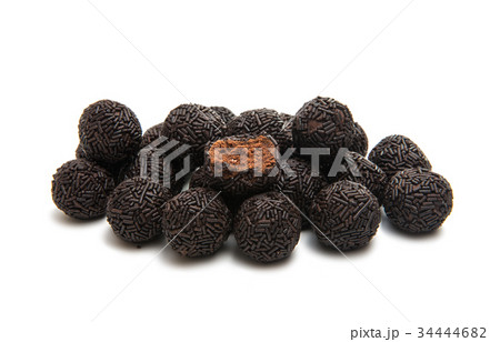 Chocolate truffle isolated Chocolate truffle isolated 34444682