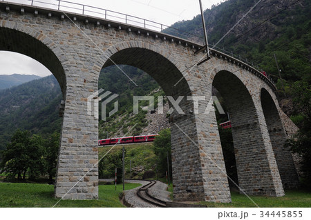 スイス・ブルージオ橋 / Brusio Viaduct, Swiss スイス・ブルージオ橋 / Brusio Viaduct, Swiss 34445855
