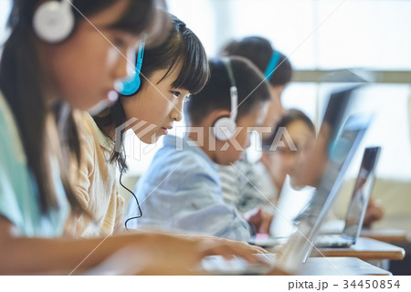 小学校 授業 パソコン 小学校 授業 パソコン 34450854