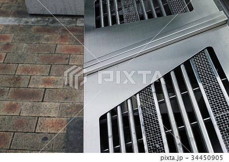 屋外の喫煙所 34450905