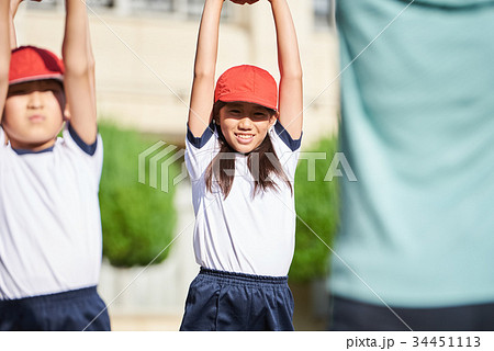 小学校 体育 グラウンド 34451113