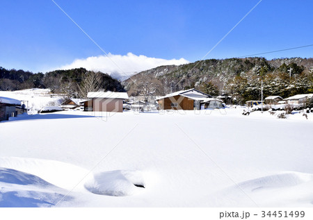 冬の開田高原、雪景色 冬の開田高原、雪景色 34451499