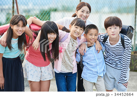 小学校 下校 放課後 小学校 下校 放課後 34452664