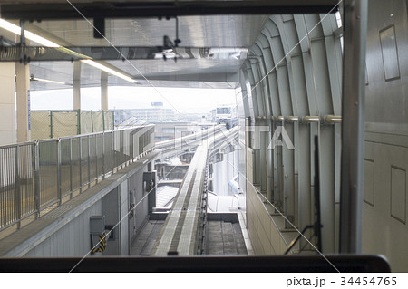 阪急宝塚線「蛍池駅」大阪モノレールHotarugaike大阪空港(伊丹空港)車窓操縦席運転席 34454765