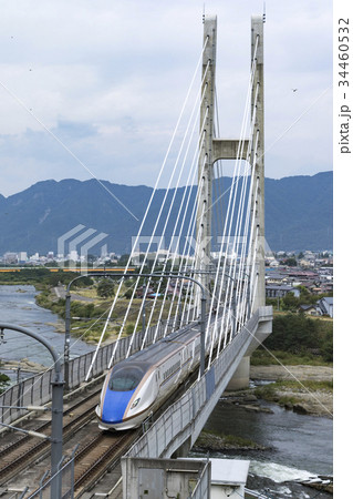 ハープ橋を行くかがやき号 ハープ橋を行くかがやき号 34460532