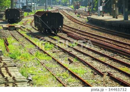 鉄道駅 鉄道駅舎 電車の駅 34463732