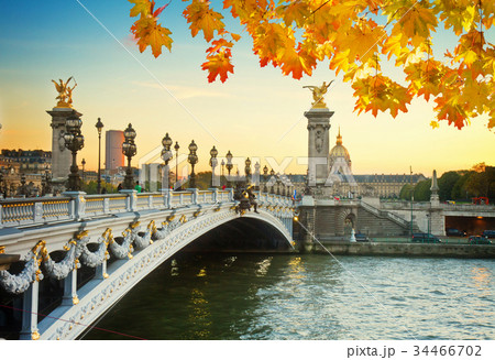 Bridge of Alexandre III at sunset Bridge of Alexandre III at sunset 34466702