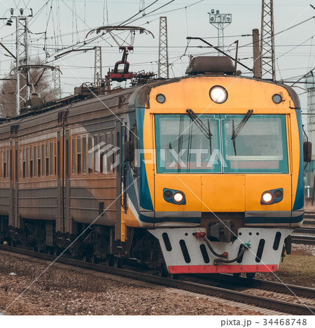 Passenger electric train 34468748