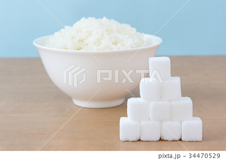 ごはんと角砂糖で糖質制限のイメージ 34470529
