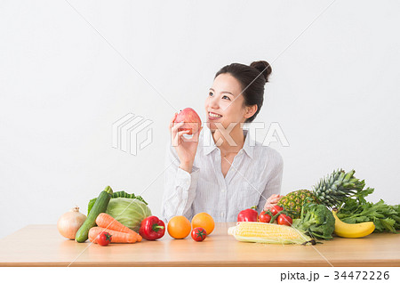 健康的な食卓 健康的な食卓 34472226