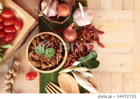 Spicy pork pastes delicious with fresh vegetables. 34472733