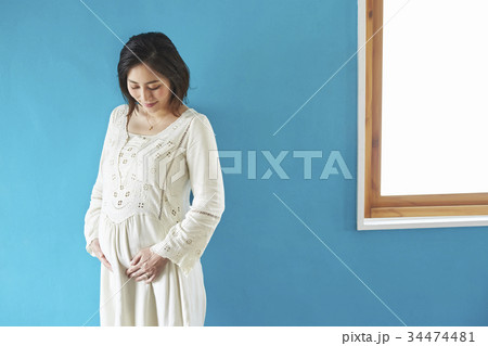マタニティフォト　女性 34474481