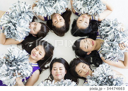 チアリーダー　円陣　ポートレート 34474663