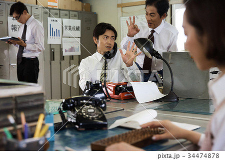 昭和のサラリーマン 仕事風景 昭和のサラリーマン 仕事風景 34474878