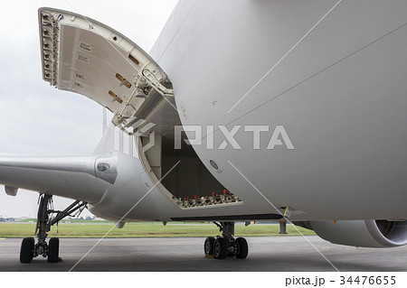 航空自衛隊 空中給油機KC-767(右翼側貨物室付近) 34476655