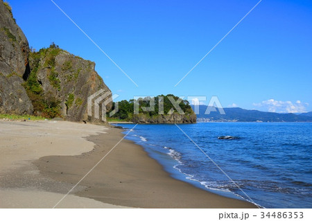 文学碑公園付近の海岸からの眺め（豊浦町） 34486353