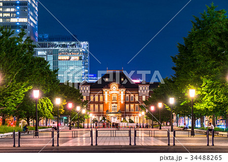 東京駅・丸の内の夜景 東京駅・丸の内の夜景 34488265