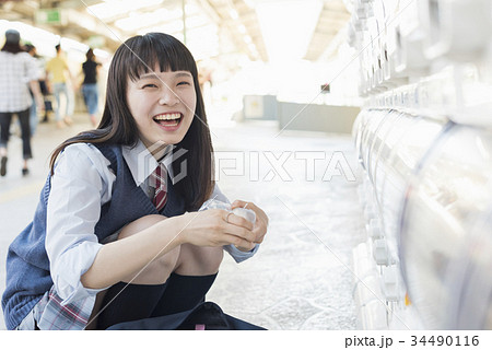 女子高生　カプセルトイ　おもちゃ 34490116