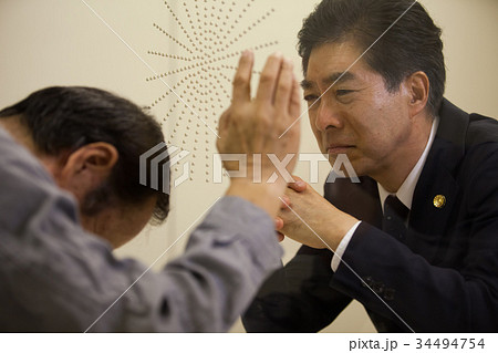 弁護士　面会 34494754