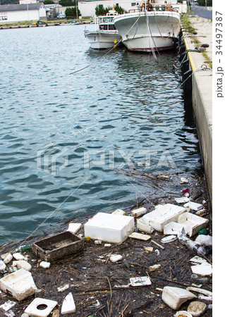 港のゴミ 34497387