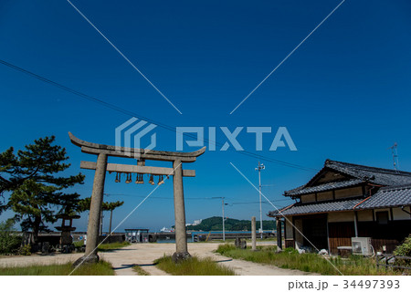 小豆島　池田の桟敷前　亀山八幡宮の鳥居 34497393