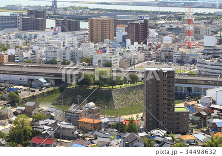 三原市中心部（三原城天守台、三原駅、瀬戸内海） 34498632