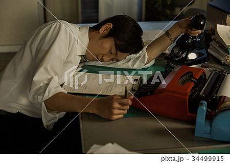 昭和のサラリーマン 残業 昭和のサラリーマン 残業 34499915