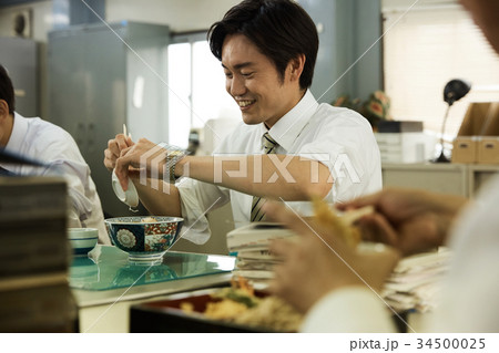 昭和のサラリーマン　休憩時間 34500025