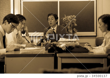 昭和のサラリーマン　仕事風景 34500137