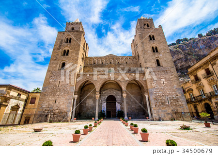 The Cathedral of Cefalù, Sicily, Italy. 34500679