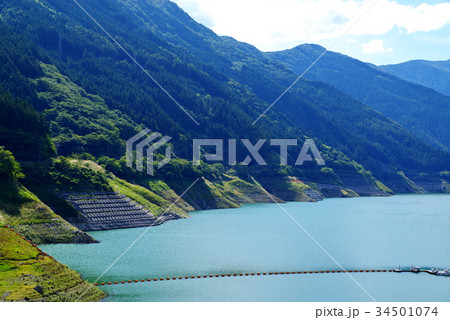 奥秩父の山と水面 滝沢ダム e 中望遠 奥秩父の山と水面 滝沢ダム e 中望遠 34501074